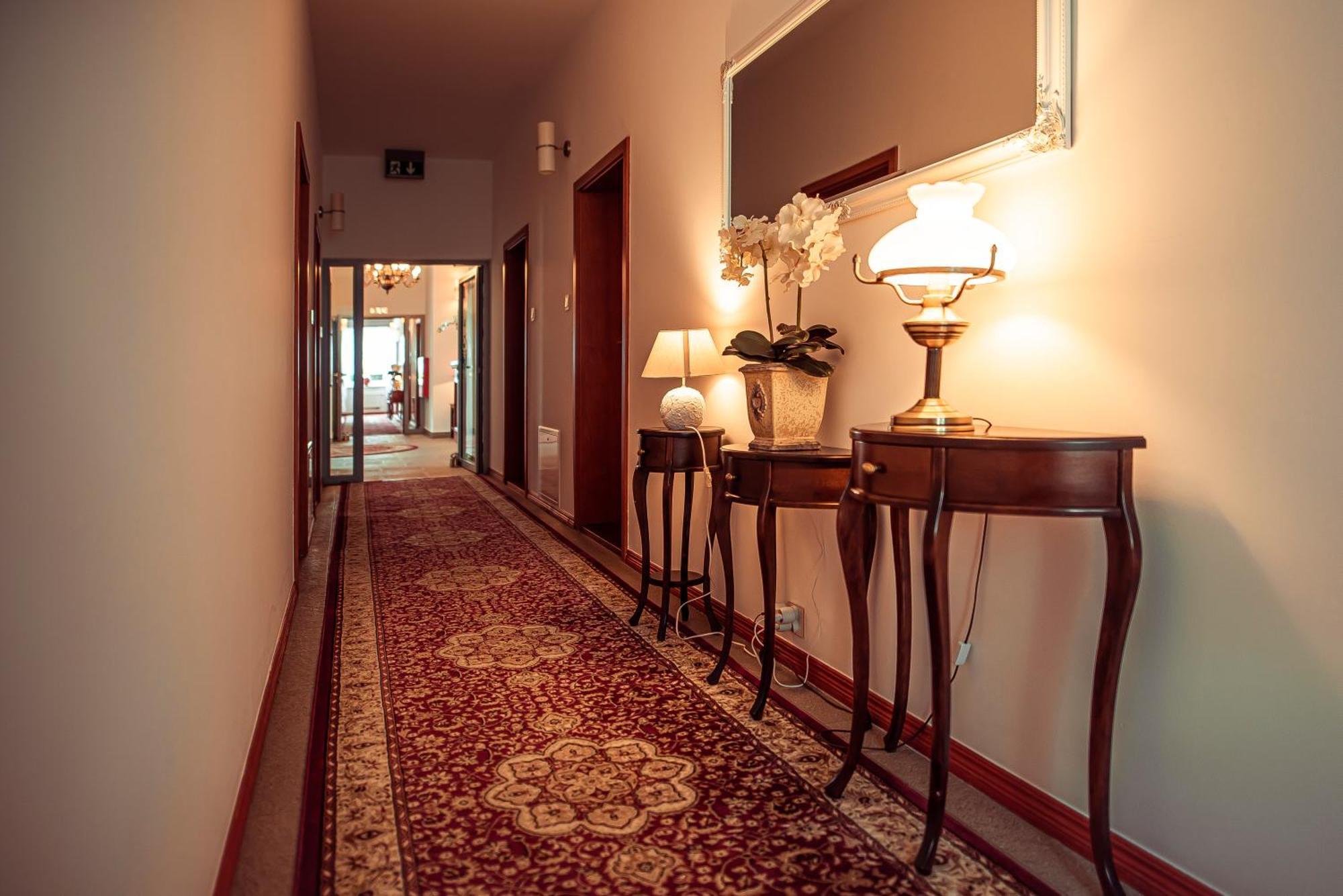Hotel Maxim Kwidzyn Exterior foto